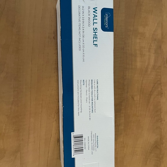 Floating Shelf - Picture 3 of 5